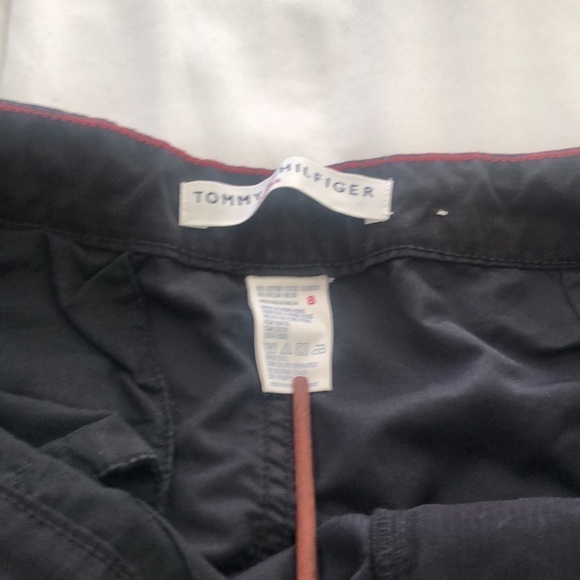 Tommy Hilfiger jeans pants in black with tie strings at bottom & zipper - Picture 2 of 11